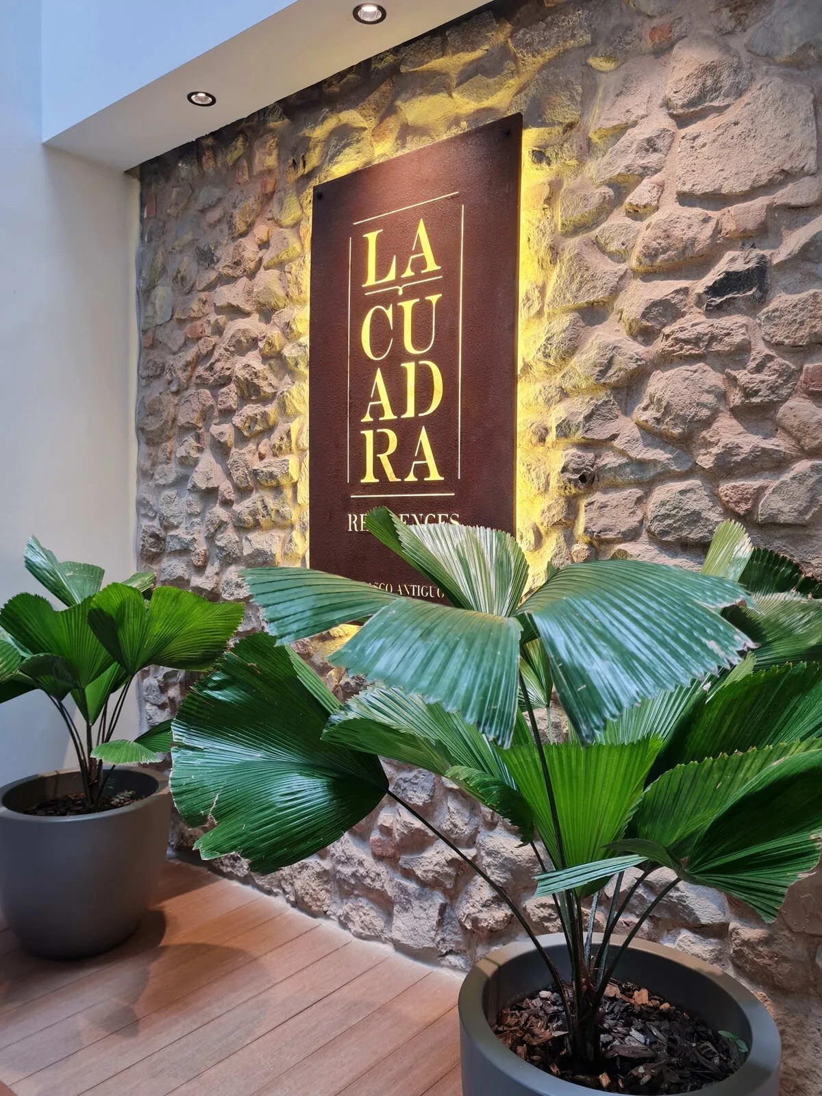 Sophisticated 2BR in Casco Antiguo