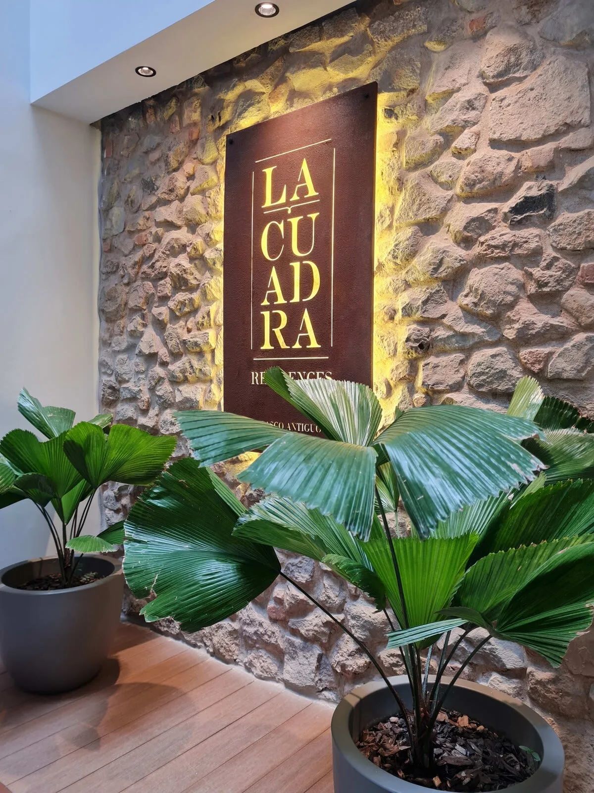 Sophisticated 2BR in Casco Antiguo