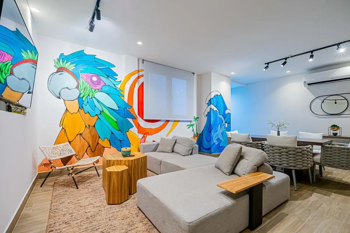 Sophisticated 2BR in Casco Antiguo