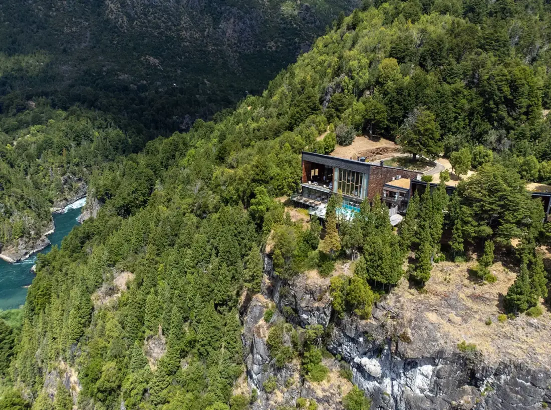 Uman Lodge