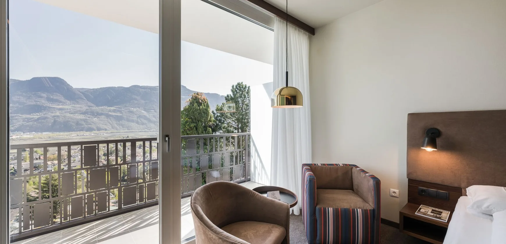Habitación doble superior, orientada al valle