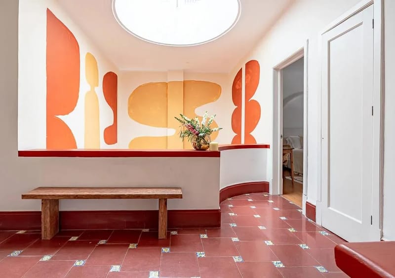 Bright 6BR House w/ Private Terrace