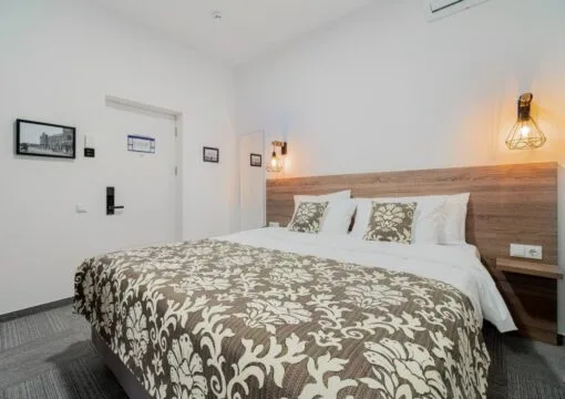 Double Economy room