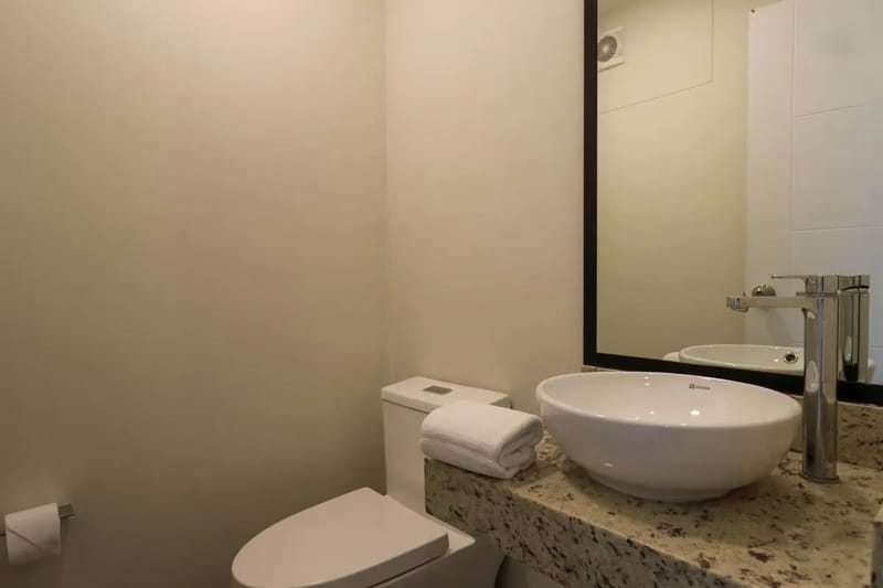 Plaza Stays 2BR with Balcony in San Isidro