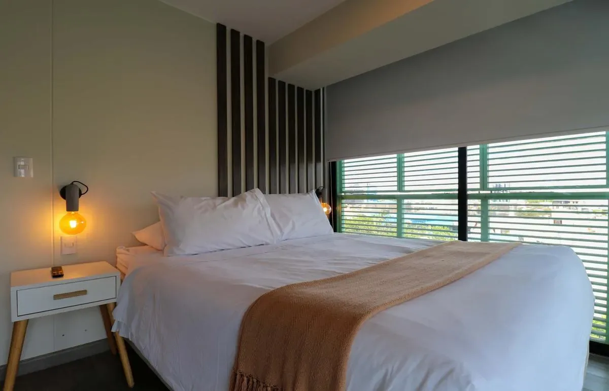 Plaza Stays 2BR with Balcony in San Isidro