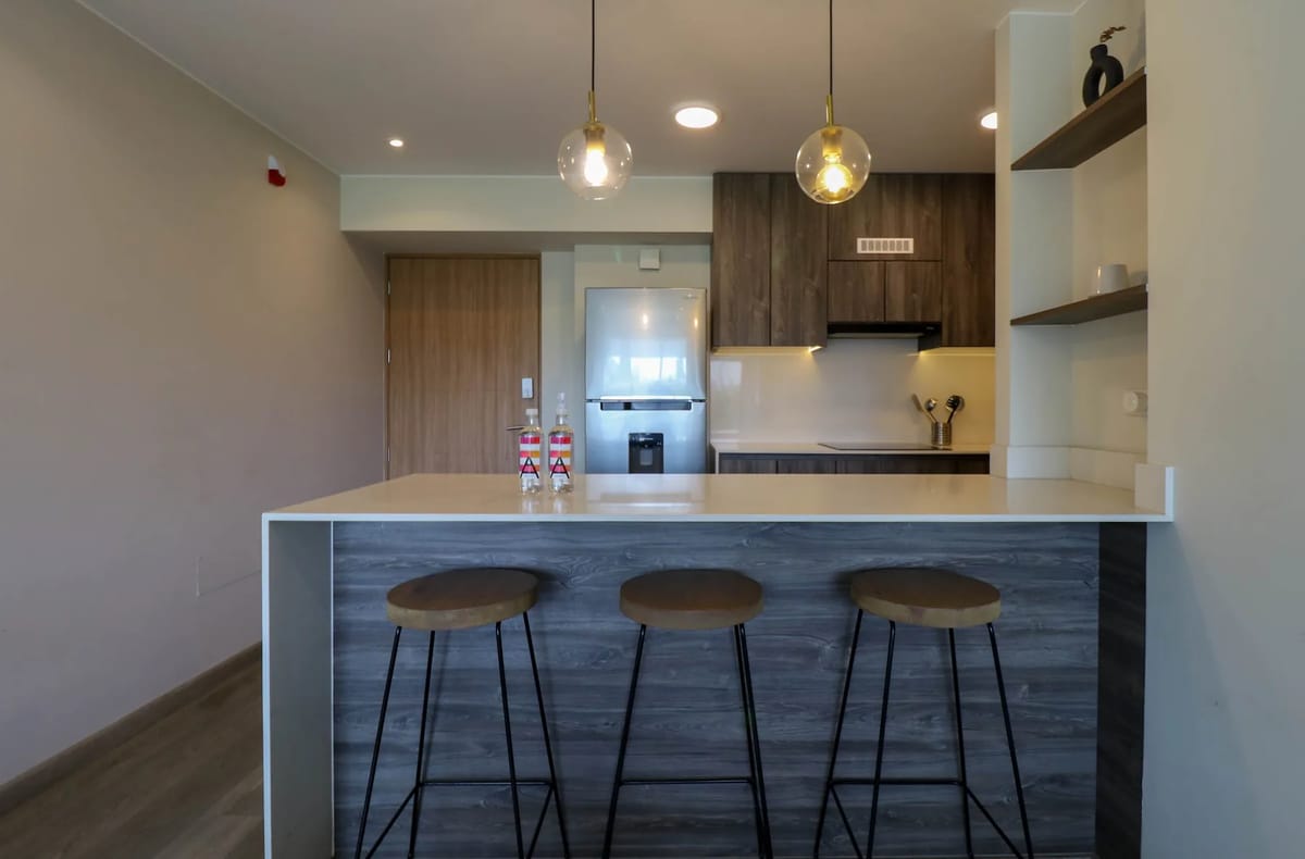 Plaza Stays 2BR with Balcony in San Isidro