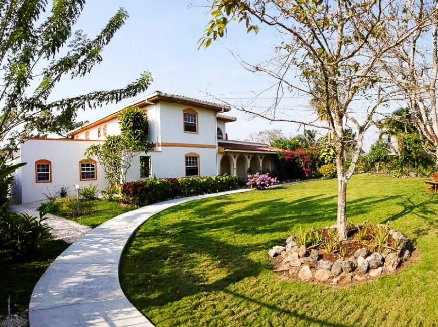 The Inn at Twin Palms