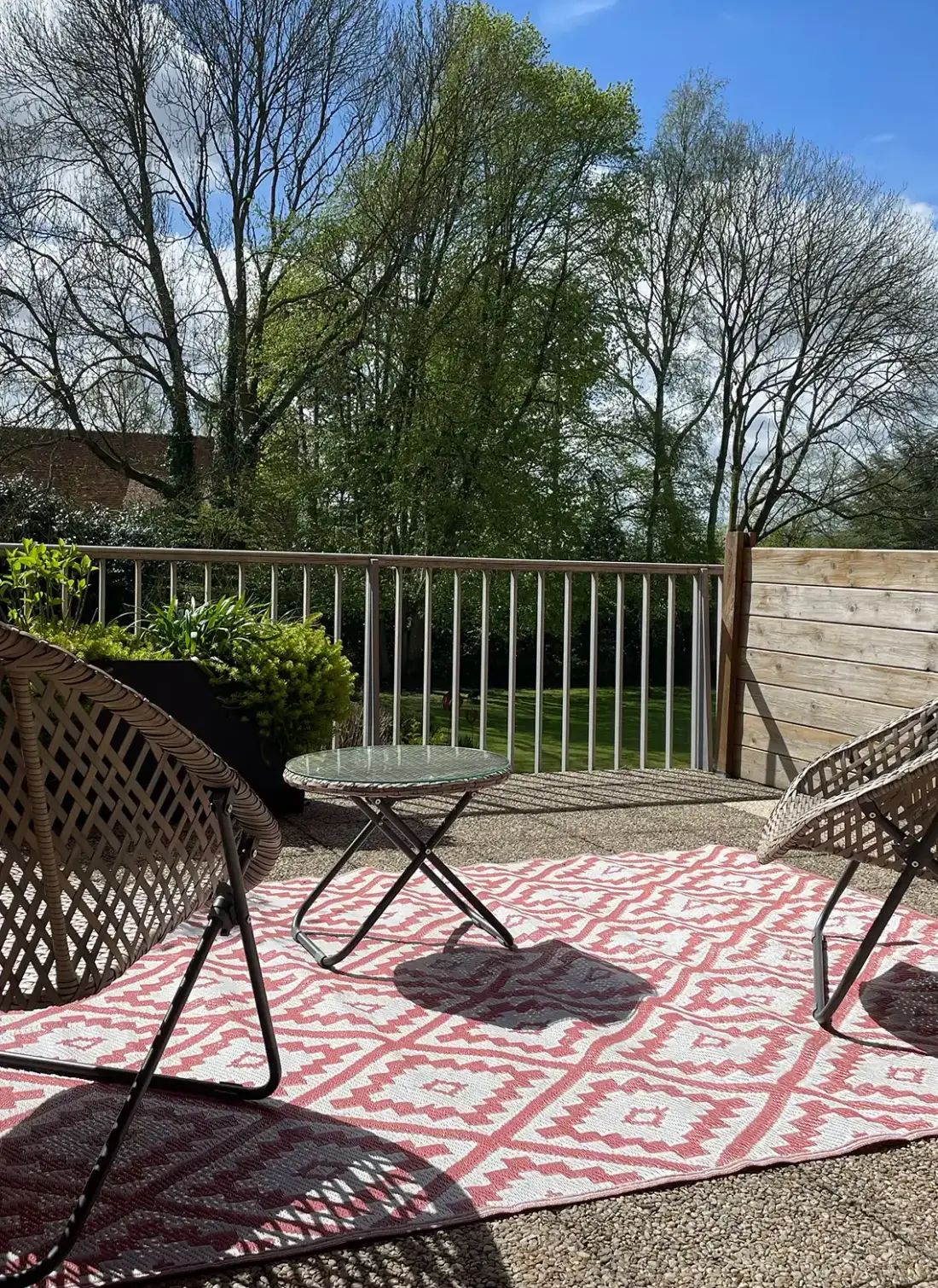 Guest-room terrace