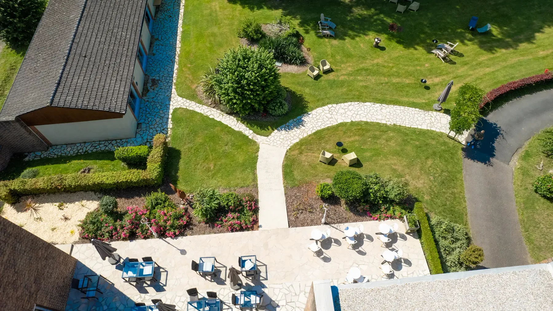 Hotel garden