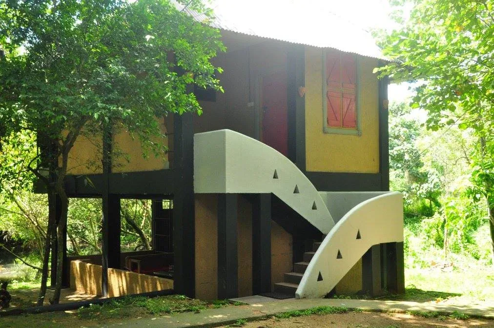 Cabaña tradicional de arcilla, Kumbal Geya