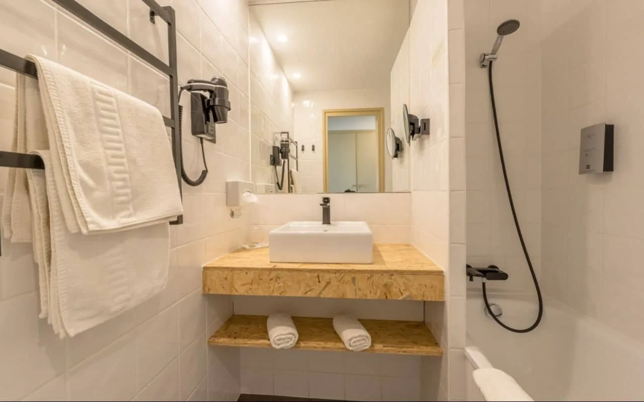 Habitación superior con balcón