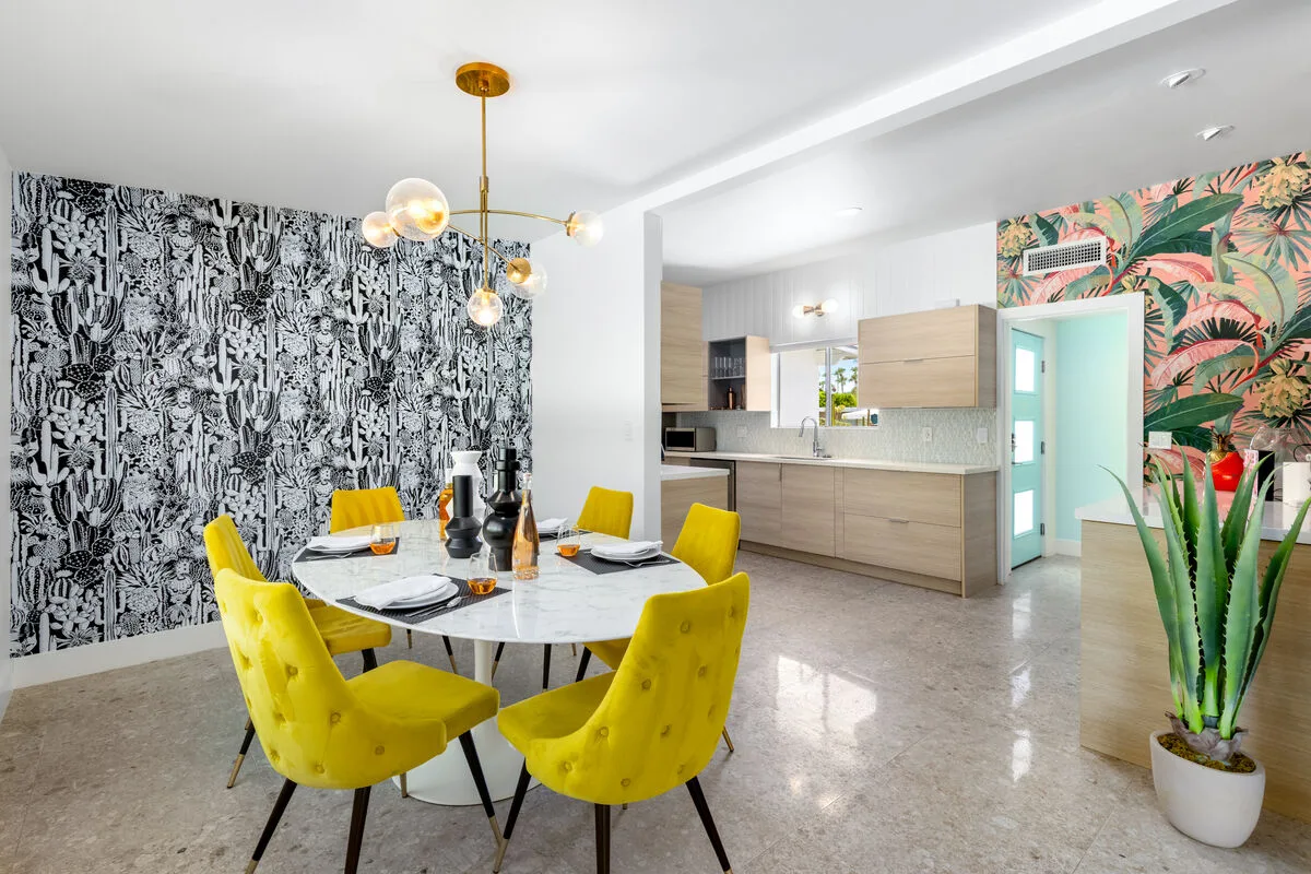 The Modernist Retreat