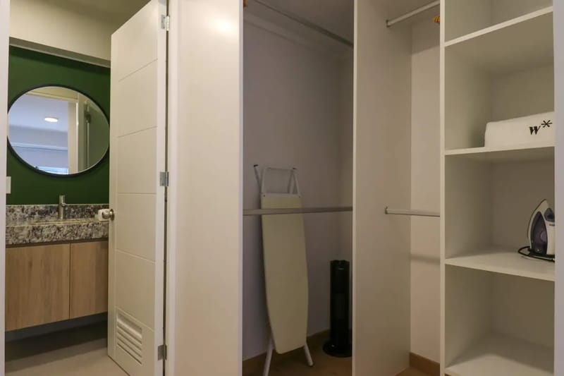 Deluxe 2BR w/ Perfect Balcony in Miraflores