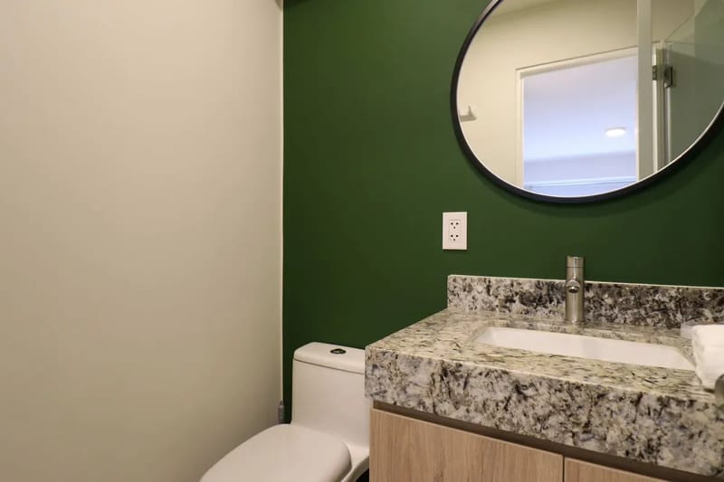 Deluxe 2BR w/ Perfect Balcony in Miraflores
