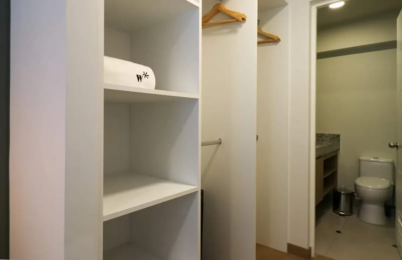 Deluxe 2BR w/ Perfect Balcony in Miraflores