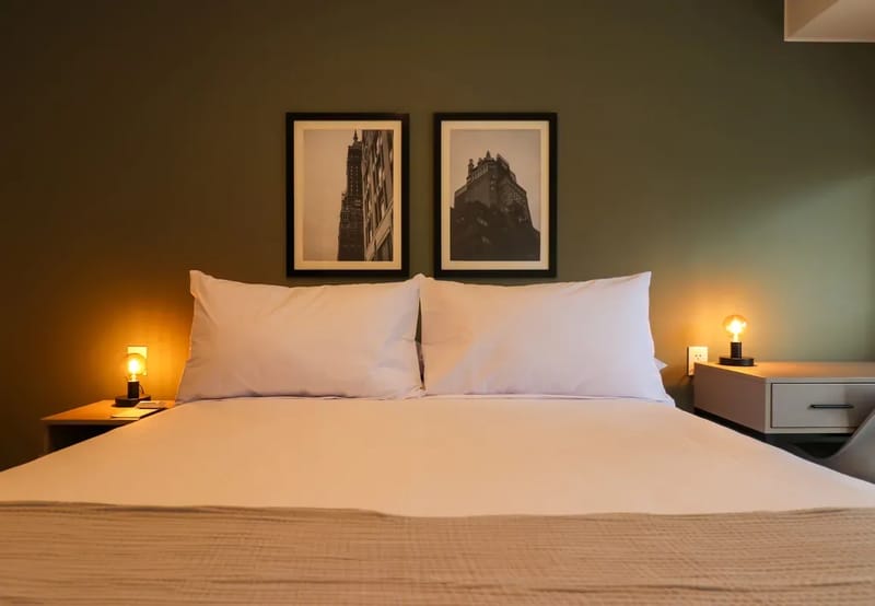 Deluxe 2BR w/ Perfect Balcony in Miraflores