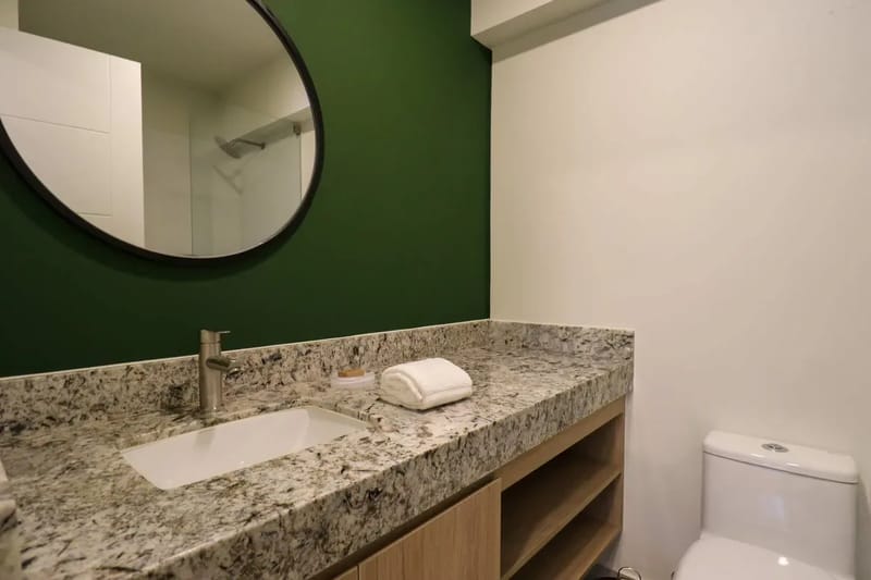 Deluxe 2BR w/ Perfect Balcony in Miraflores