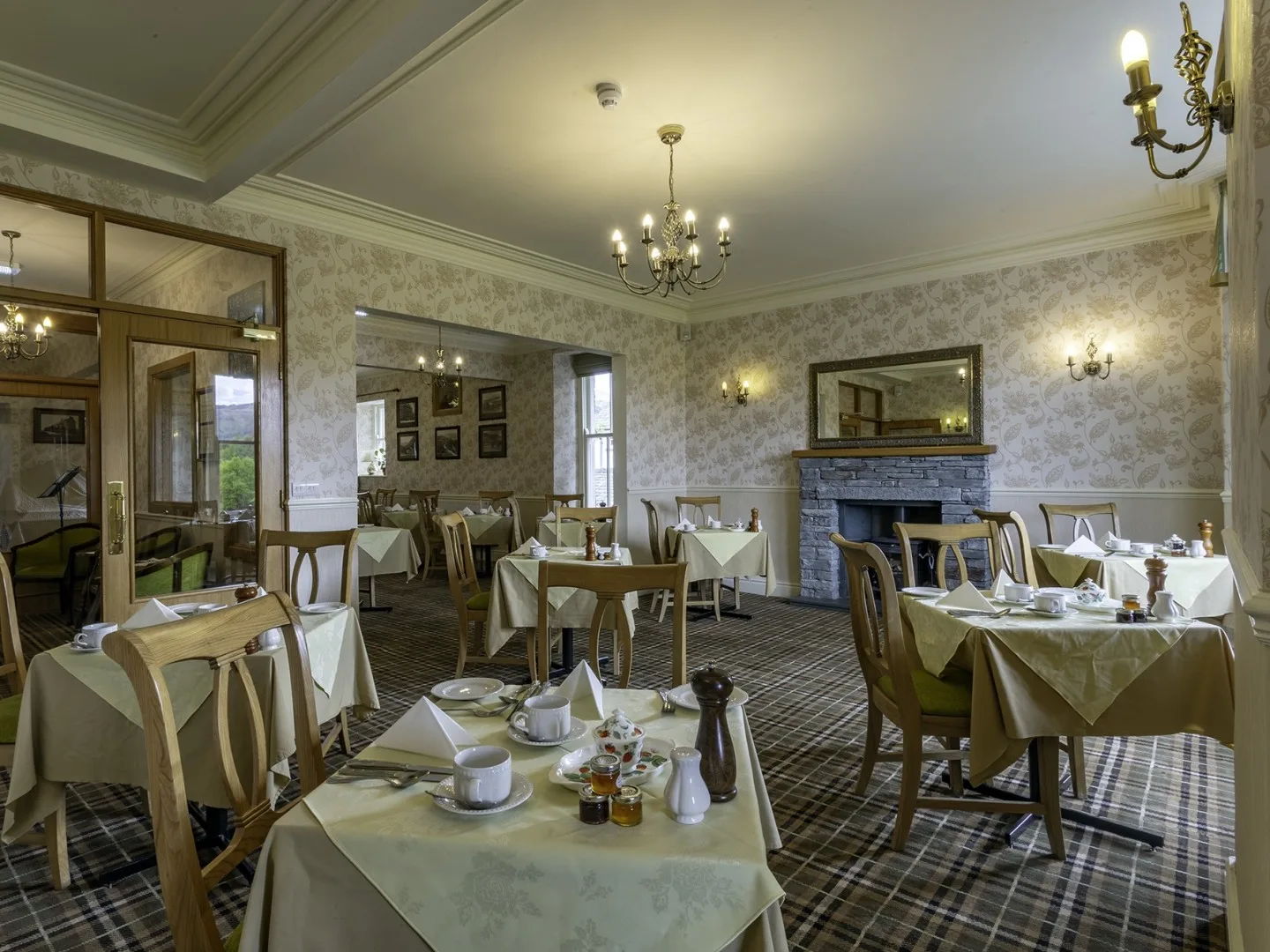 Breakfast Room