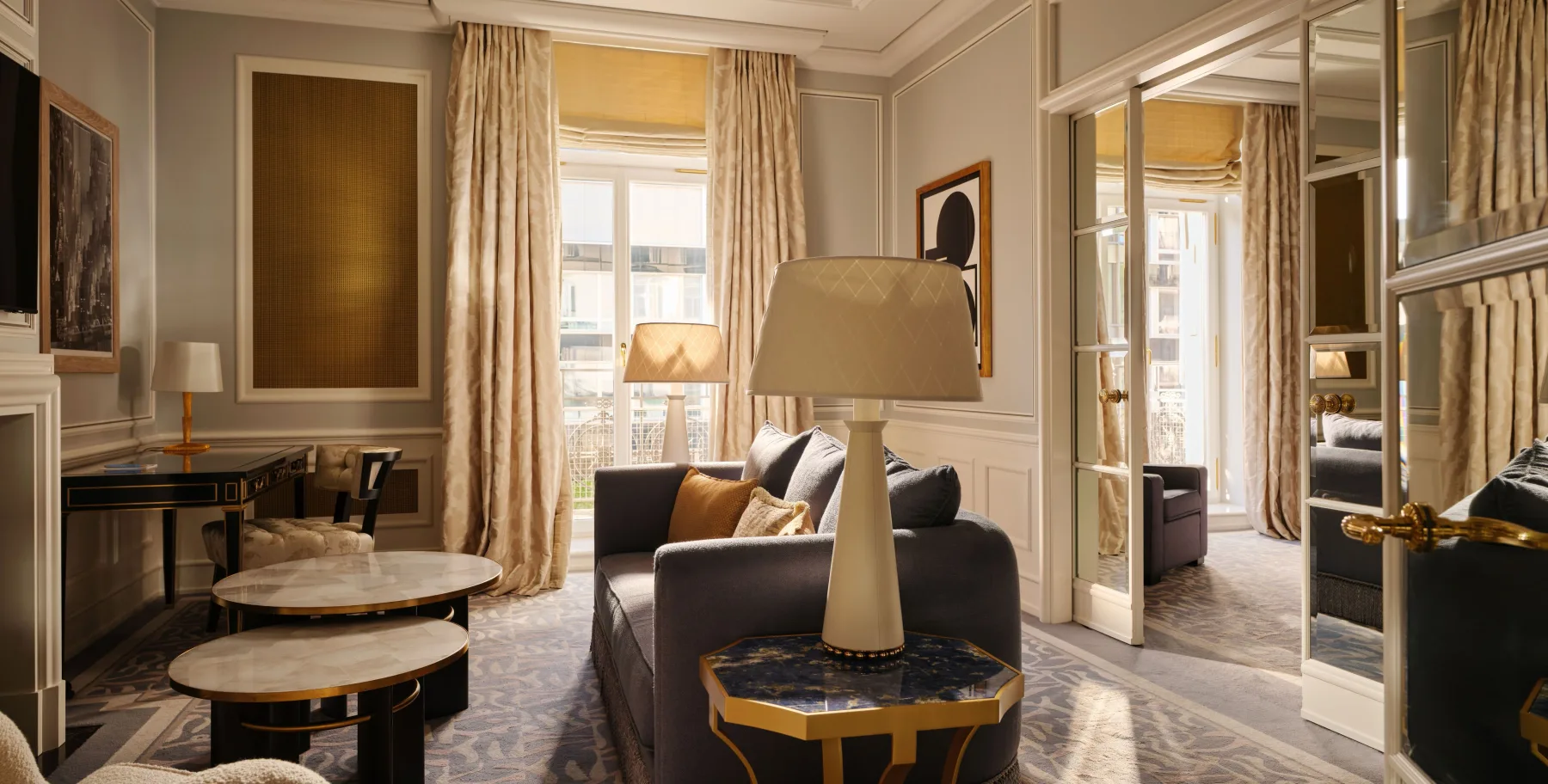 Sala de estar de la River Suite