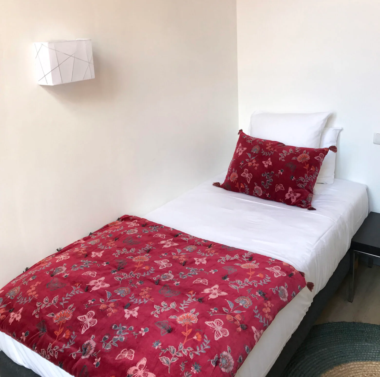 Hotel single room