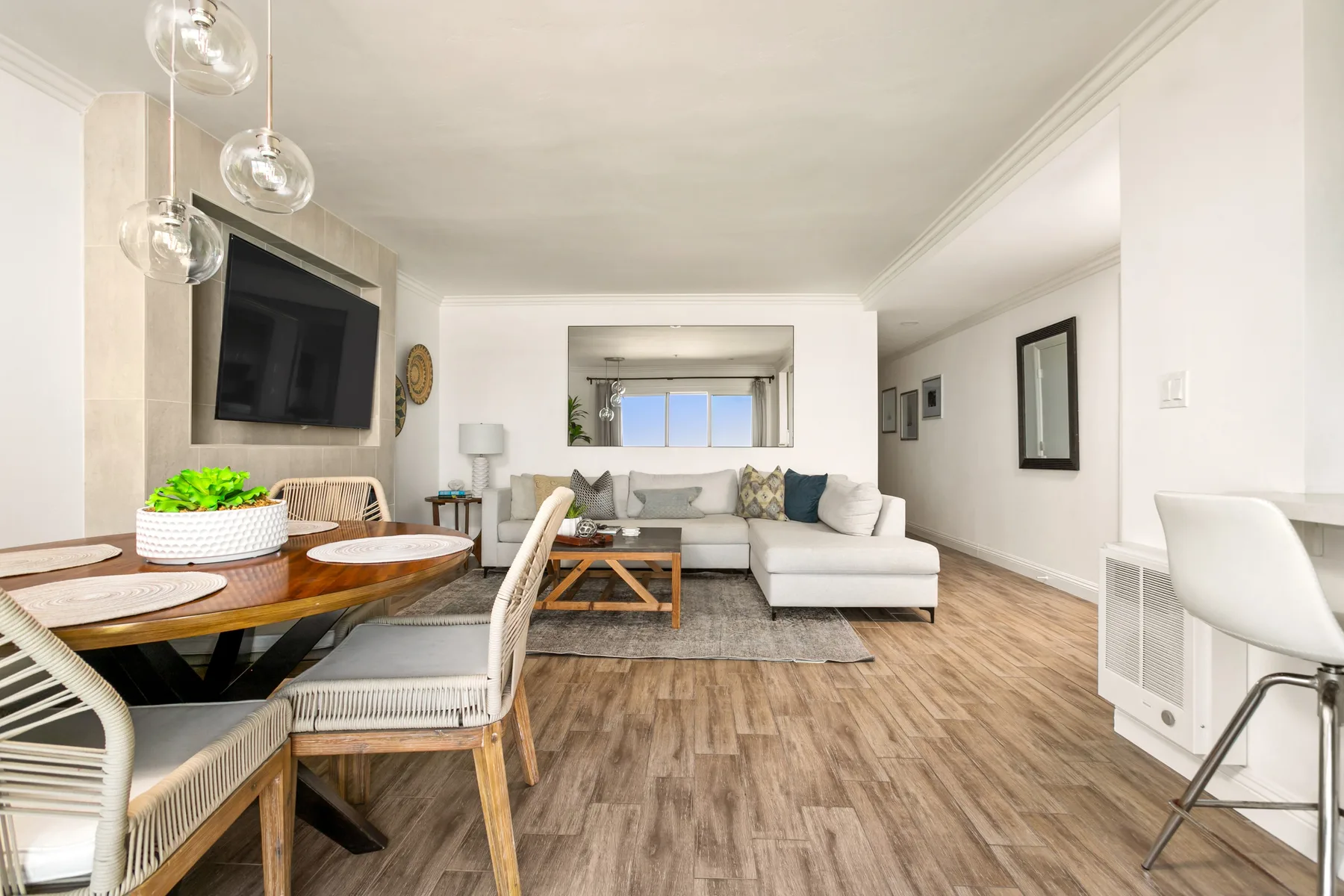 Oceanfront La Jolla Cove Condo
