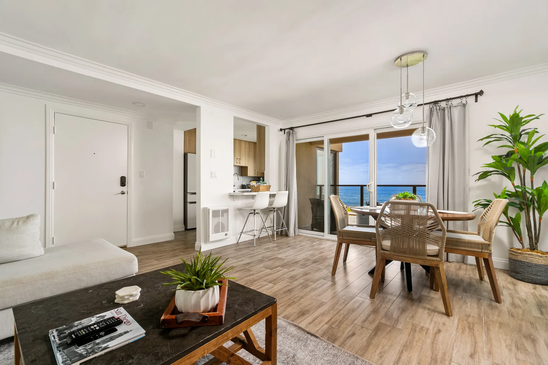 Oceanfront La Jolla Cove Condo