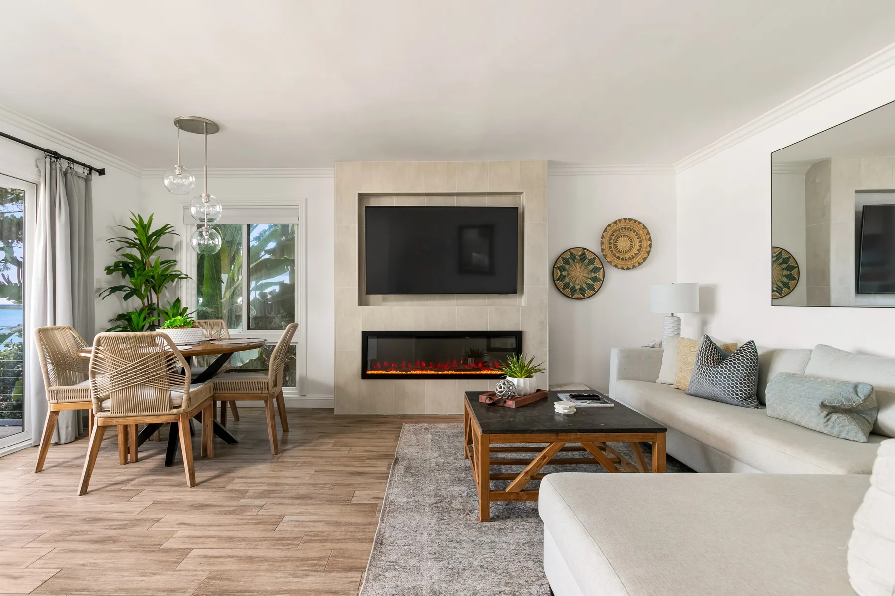 Oceanfront La Jolla Cove Condo