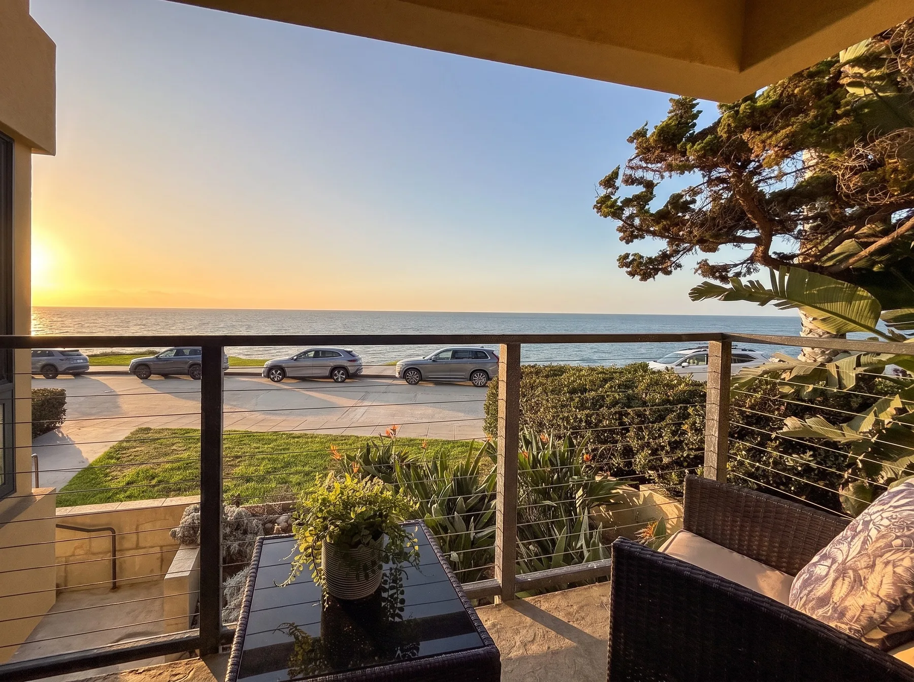 Oceanfront La Jolla Cove Condo