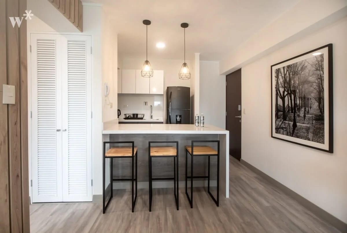 Modern 1BR with Balcony in San Isidro