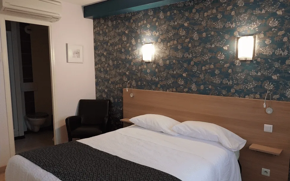 Triple room
