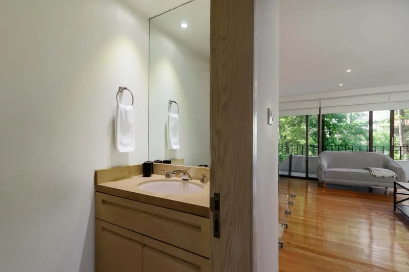 Deluxe 1BR Duplex in Prime Polanco