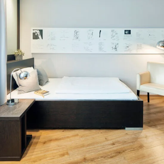 Standard room.