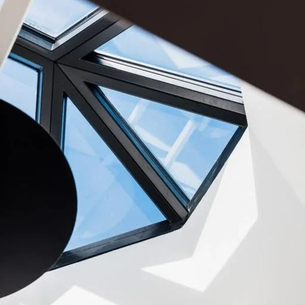 Création d'une verrière au sommet de l'hôtel Majestic