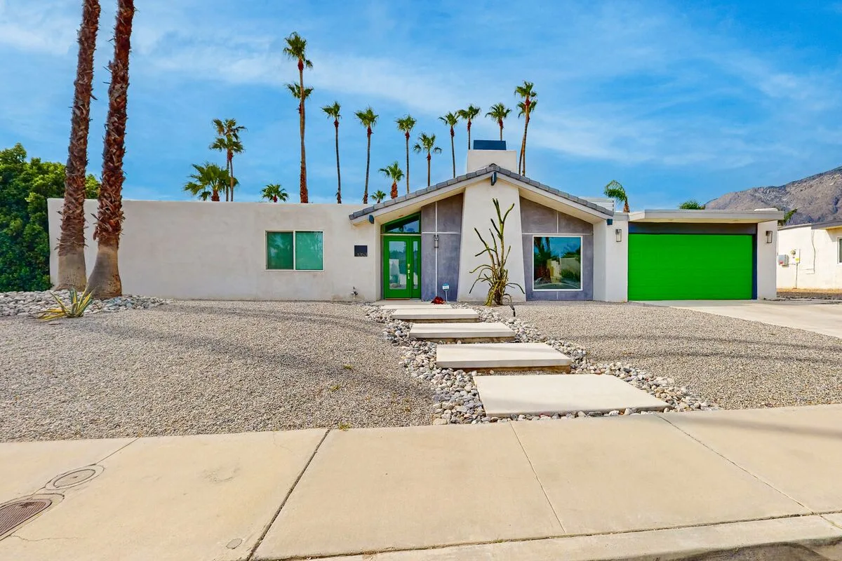 Twelve Palms - 67924