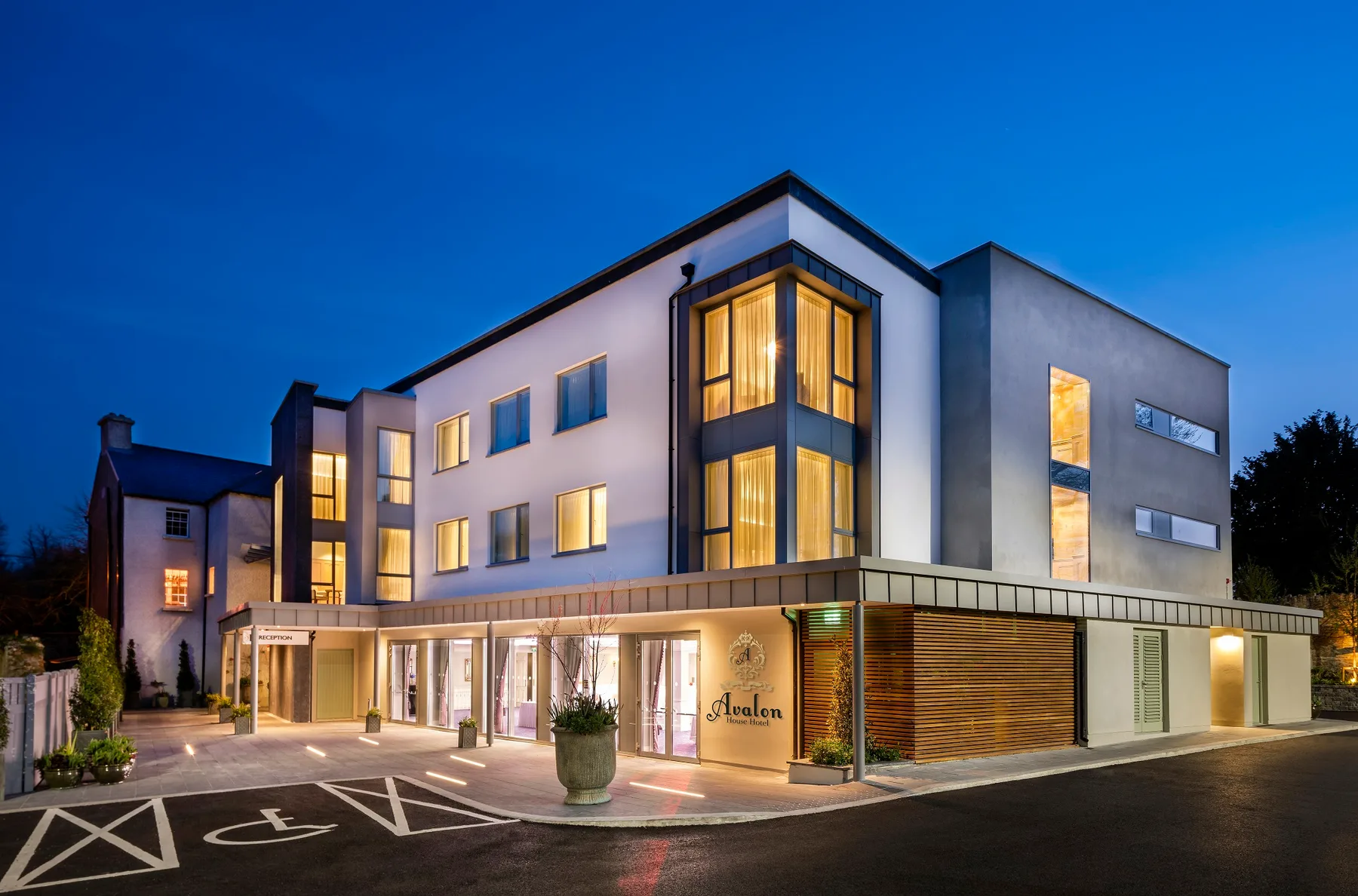 Exterior of Avalon House Hotel