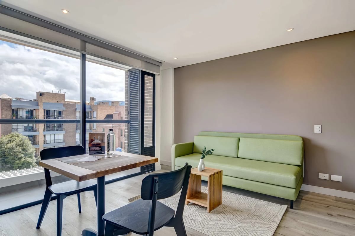 Beautiful 1BR in Santa Barbara w/ Balcony