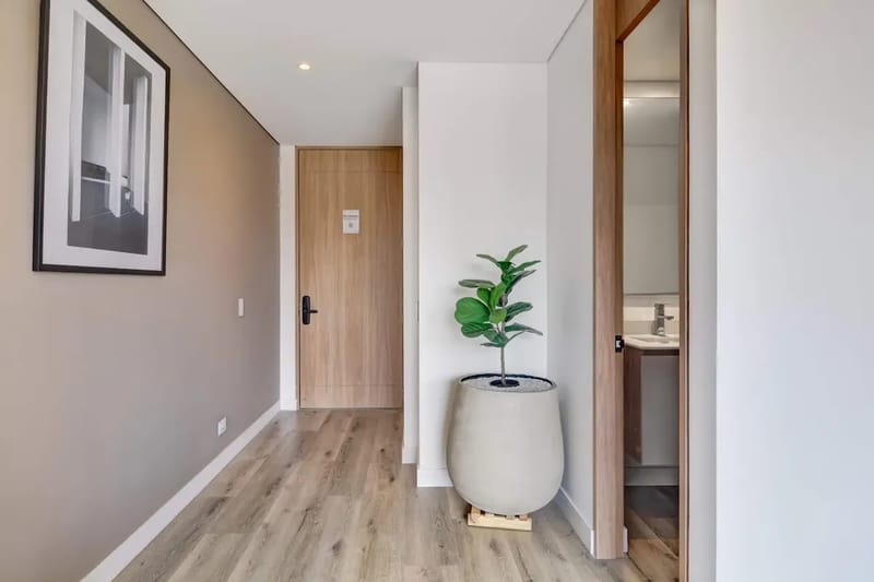 Beautiful 1BR in Santa Barbara w/ Balcony