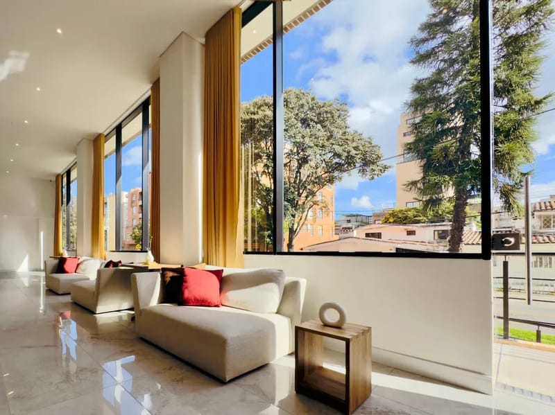 Beautiful 1BR in Santa Barbara w/ Balcony