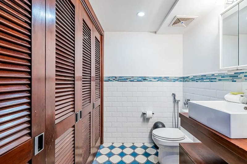 Classy 1BR in Plaza Herrera w/ Balcony