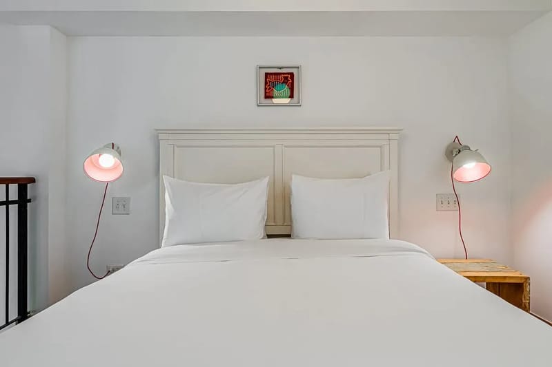 Classy 1BR in Plaza Herrera w/ Balcony