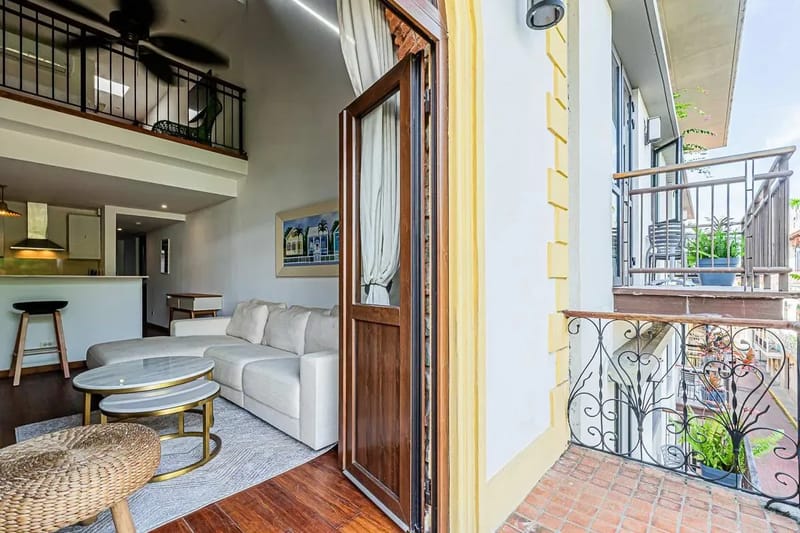 Classy 1BR in Plaza Herrera w/ Balcony