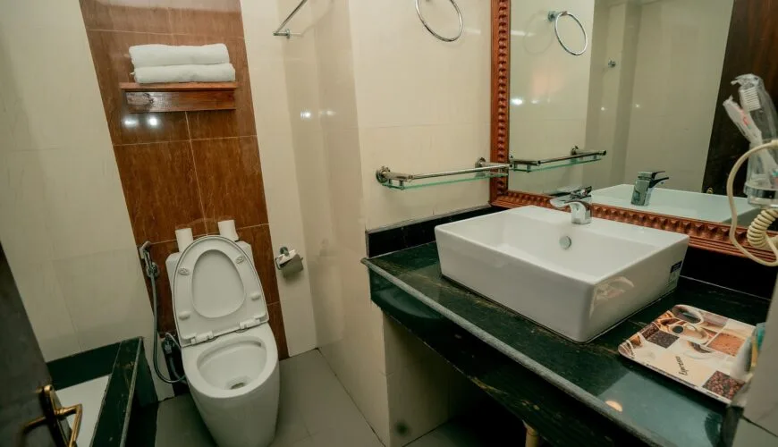 Baño de la suite Rhino