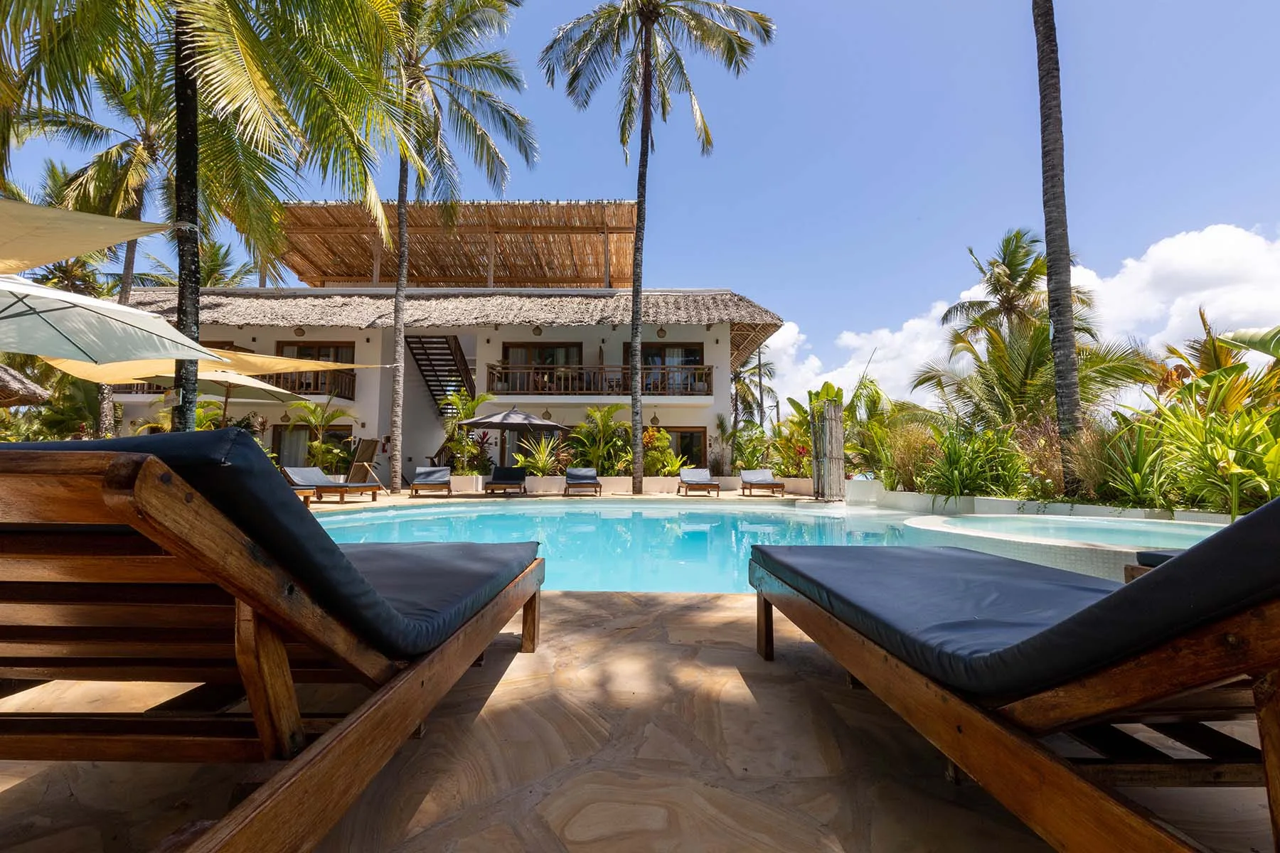 Aluna Paje swimming pool