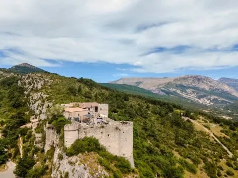 Aparcamiento privado y seguro