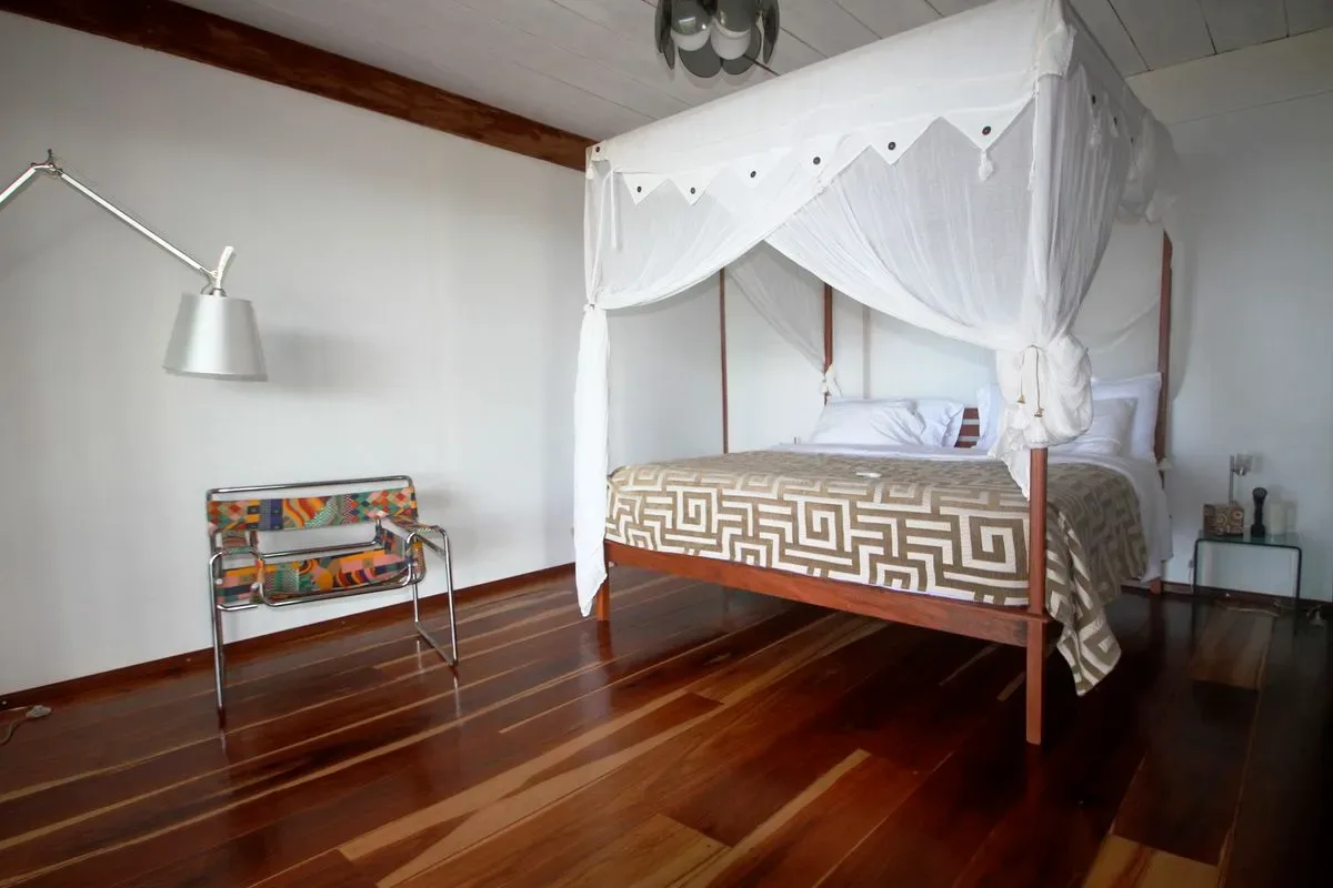 Private bungalow — bed