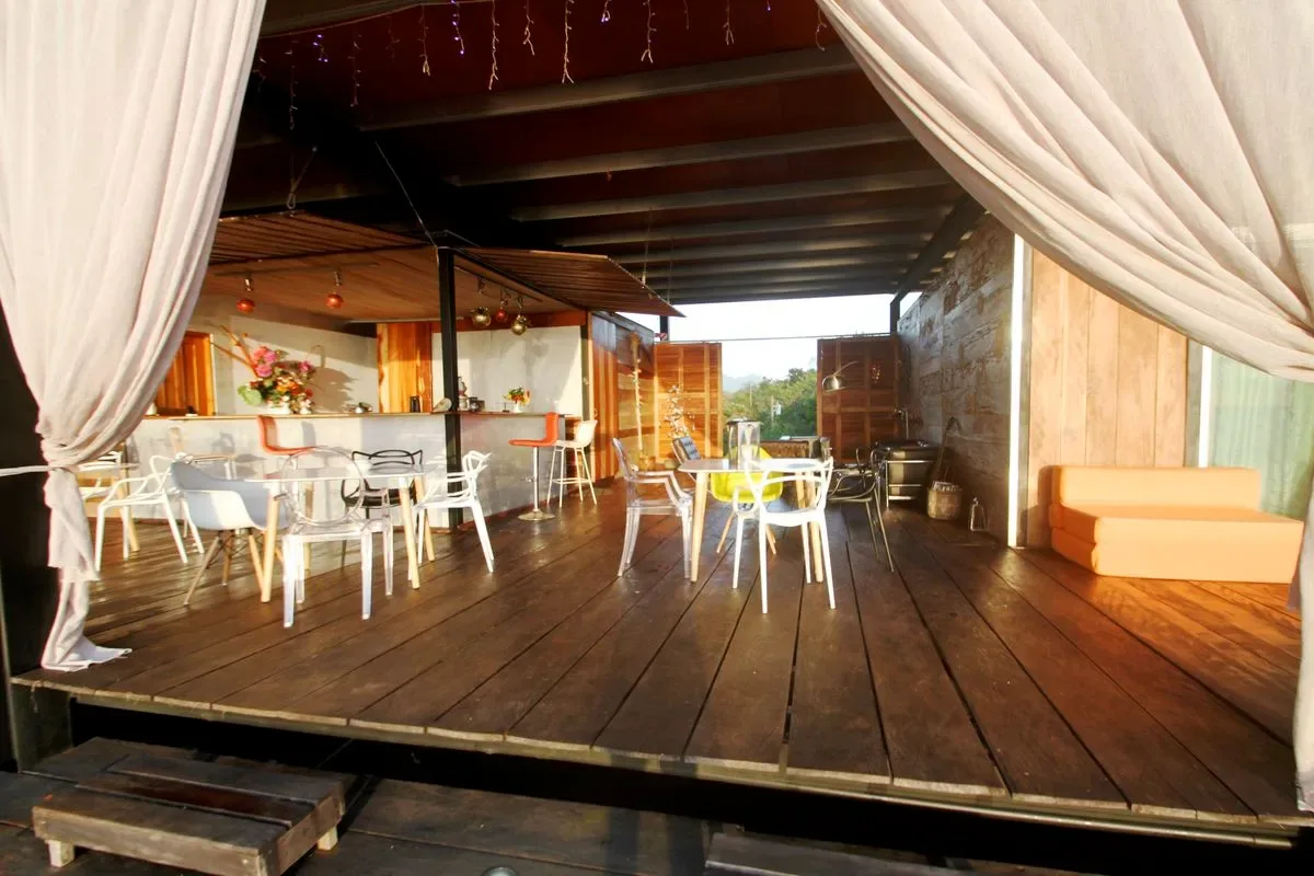 Open dining area by the pool