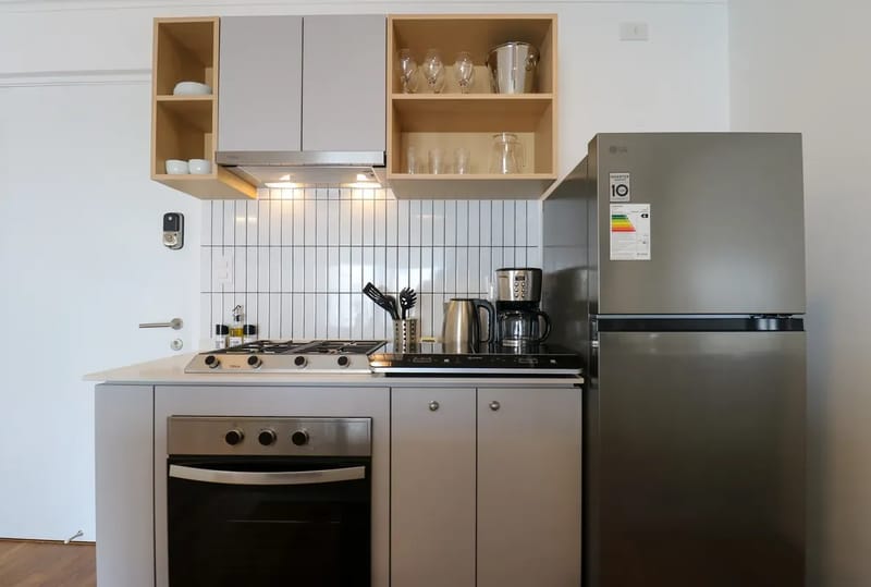 Modern & Bright 2BR w/ Balcony in Miraflores