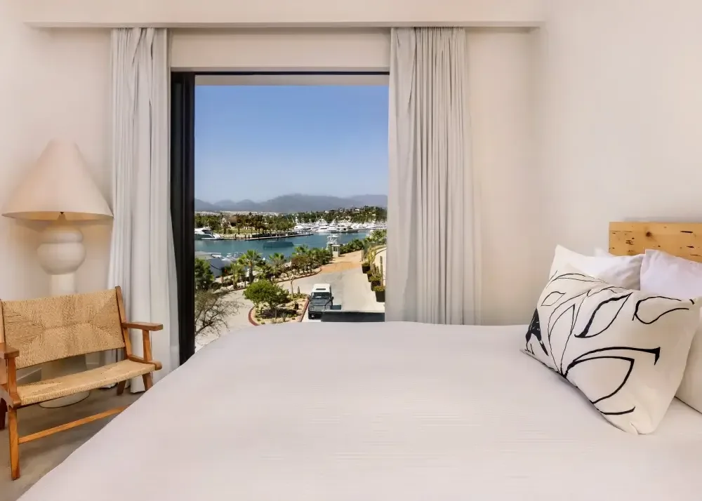 Habitación doble con vista al mar.