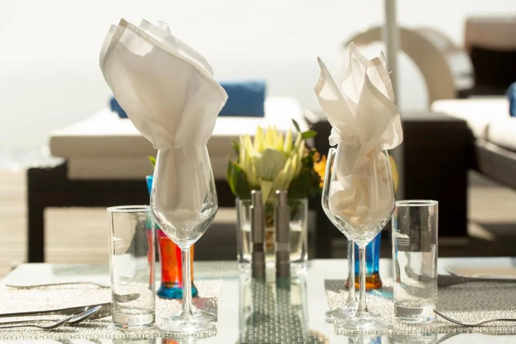 Zona de comedor de la suite
