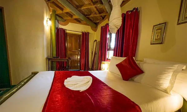 Alojamiento Forest Cottages